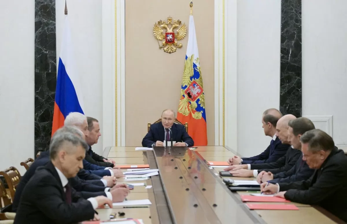 Tổng thống Putin cảnh báo sử dụng vũ khí hạt nhân, nhiều quốc gia ‘đứng ngồi không yên’ Tổng thống Putin cảnh báo sử dụng vũ khí hạt nhân, nhiều quốc gia ‘đứng ngồi không yên’