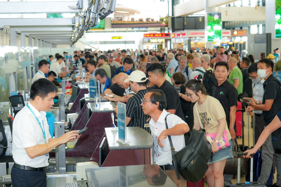 ve-may-bay-tet-2025-mo-ban-som-1-2369-9260.jpg