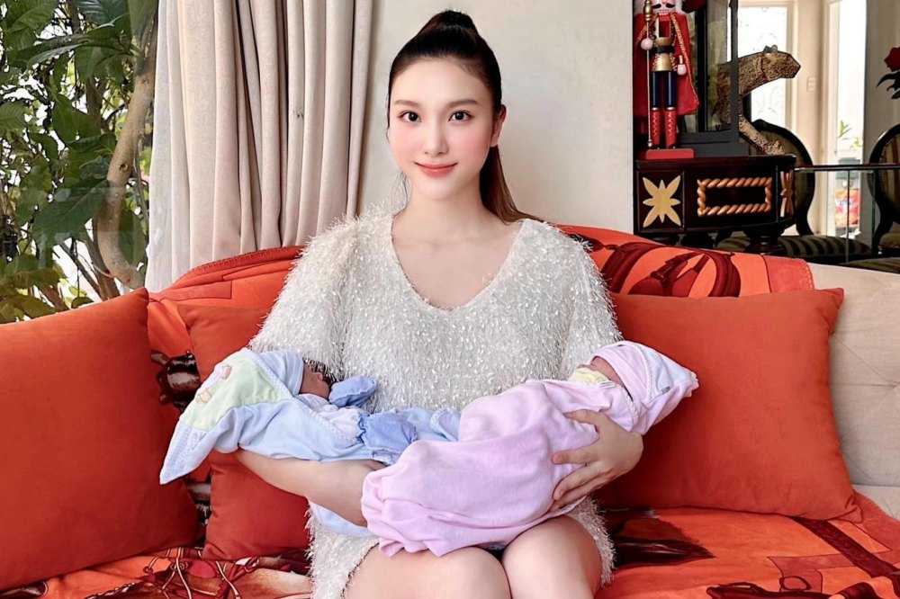 Hạnh Sino sinh 2 bé sinh đôi sau hơn 1 năm kết hôn. Ảnh: Facebook nhân vật