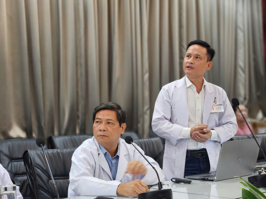 Các bác sĩ Bệnh viện Chợ Rẫy