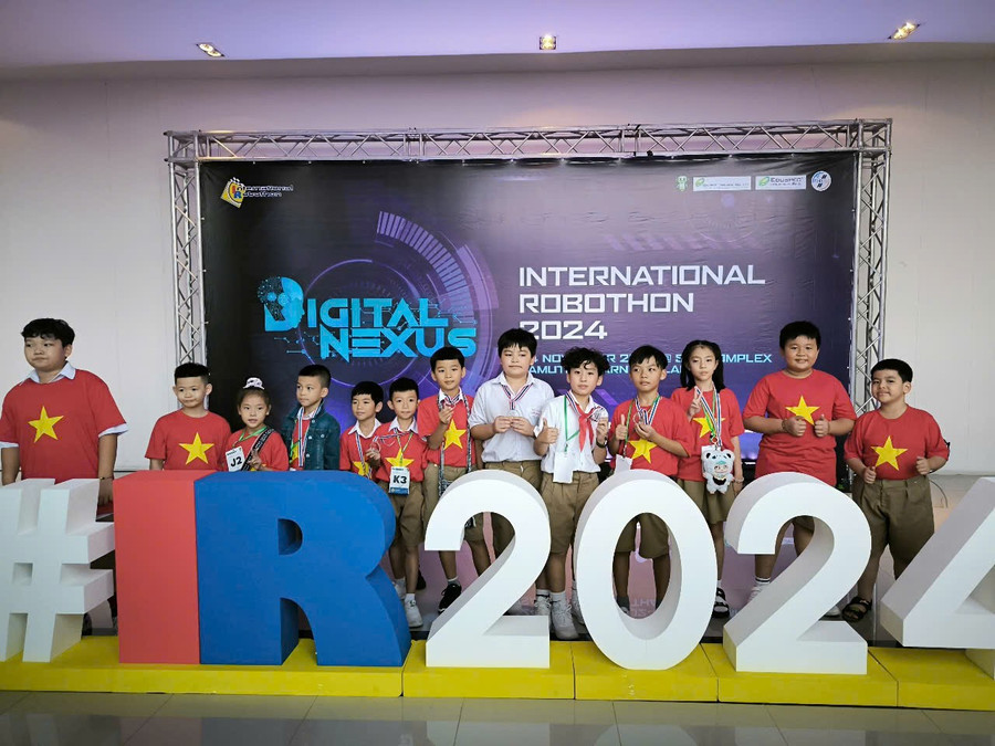 can-tho-doat-giai-robothon-5.jpg
