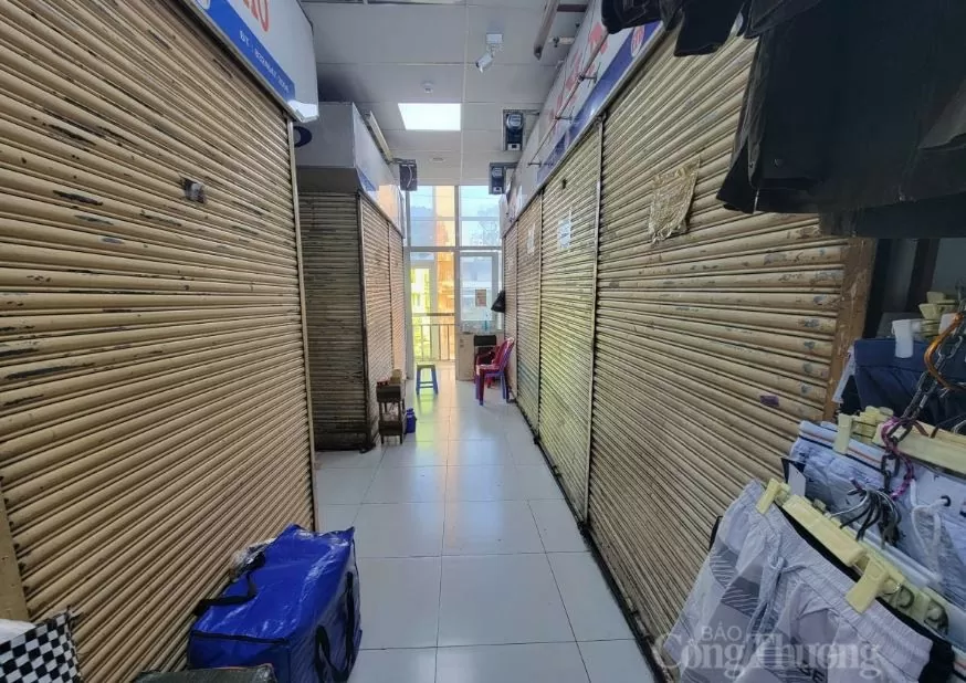 Chợ thời trang lớn nhất TP. Hồ Chí Minh vắng khách dịp cuối năm Chợ thời trang lớn nhất TP. Hồ Chí Minh vắng khách dịp cuối năm