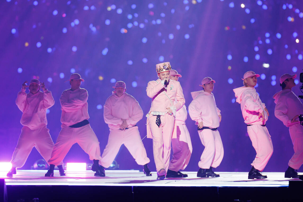 Big Bang biểu diễn tại lễ trao giải MAMA 2024. Ảnh: MAMA
