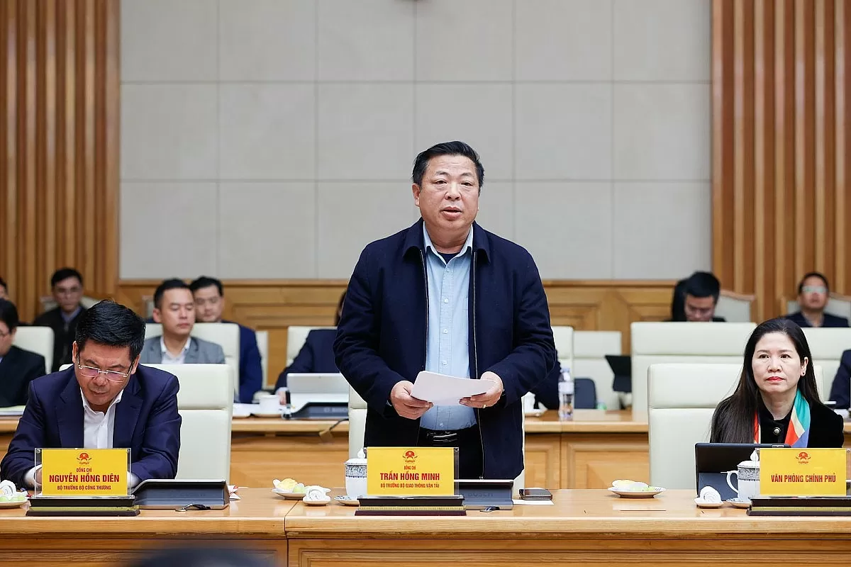 Bộ trưởng Bộ GTVT Trần Hồng Minh cho biết đang có 11 dự án BOT giao thông gặp khó khăn cần xử lý, trong đó 7 dự án đã cơ bản giải quyết dứt điểm - Ảnh: VGP/Nhật Bắc Bộ trưởng Bộ GTVT Trần Hồng Minh cho biết đang có 11 dự án BOT giao thông gặp khó khăn cần xử lý, trong đó 7 dự án đã cơ bản giải quyết dứt điểm - Ảnh: VGP/Nhật Bắc