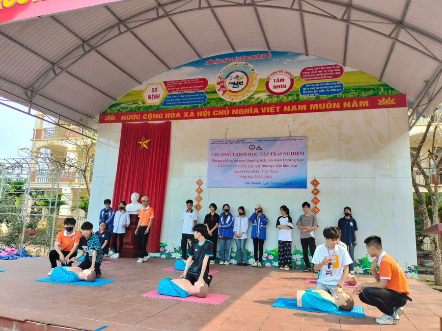 Chương trình học tập trải nghiệm phòng chống tai nạn thương tích tại trường THPT Tân Thành (Lạng Sơn). chuong-trinh-hoc-tap-trai-nghiem-phong-chong-tai-nan-thuong-tich-tai-truong-thpt-tan-thanh-lang-son.jpg