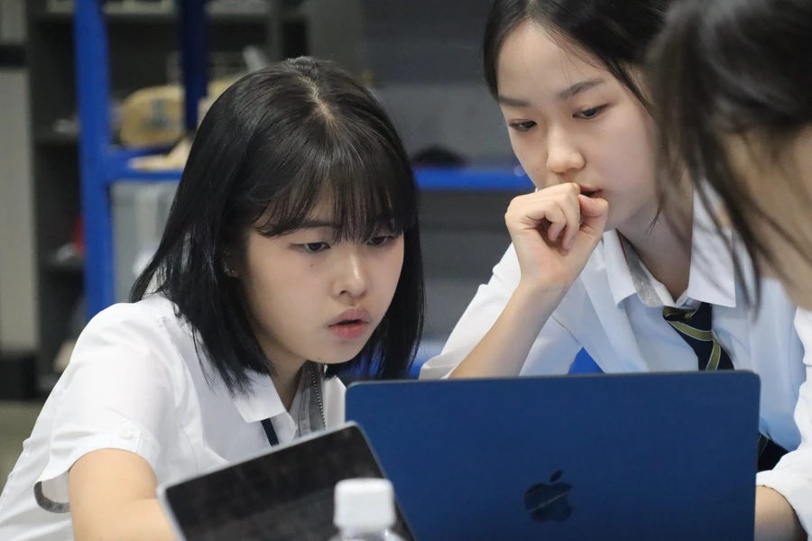 Phụ huynh Hàn Quốc đầu tư số tiền “khổng lồ” cho giáo dục tư nhân.