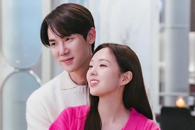 Loạt tin hẹn hò của sao Hàn được chia sẻ rầm rộ