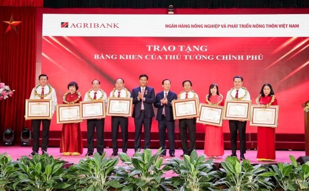 bang-khen-thu-tuong.jpg