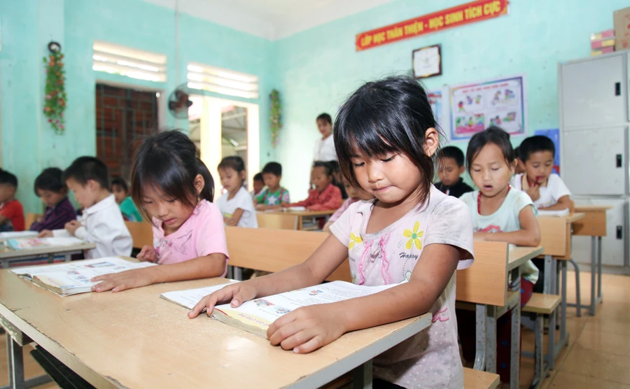 Dự thảo Luật sửa đổi, bổ sung một số điều của Luật Giáo dục có nhiều chính sách mới, quan trọng. Ảnh: Nguyễn Lâm