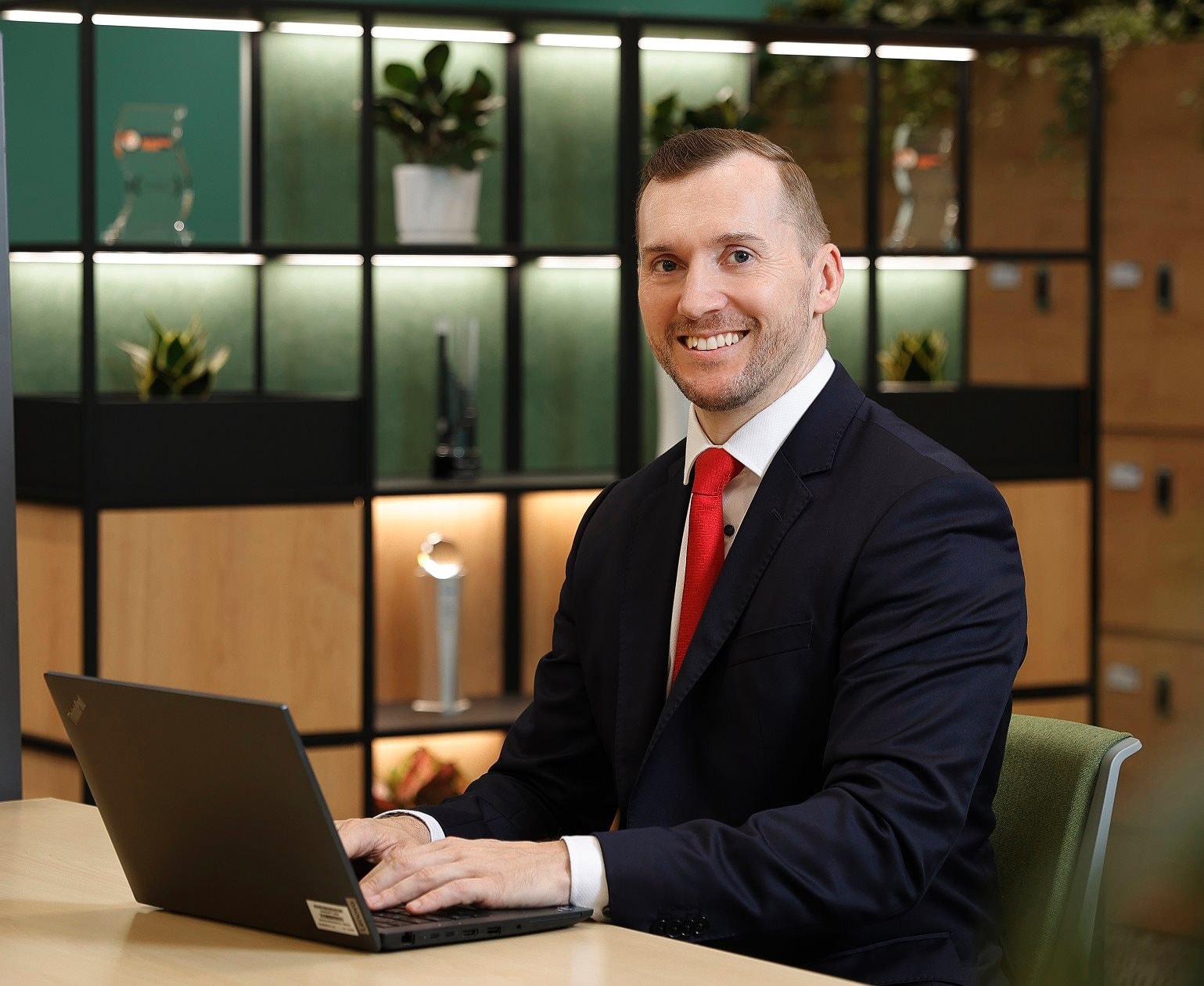 phil-wright-coo-hsbc-vietnam-1.jpg
