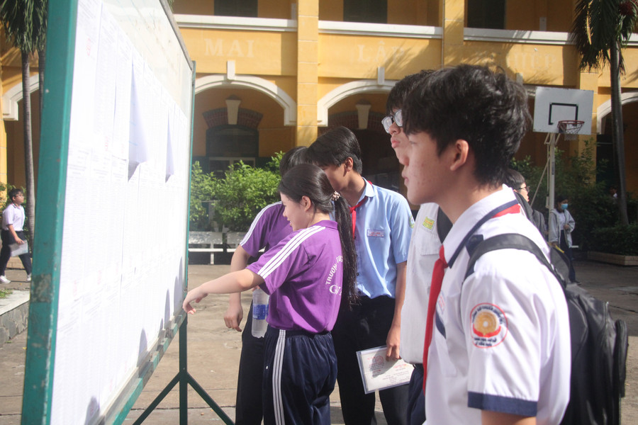 Học sinh TPHCM tham gia kỳ thi lớp 10 năm 2025.