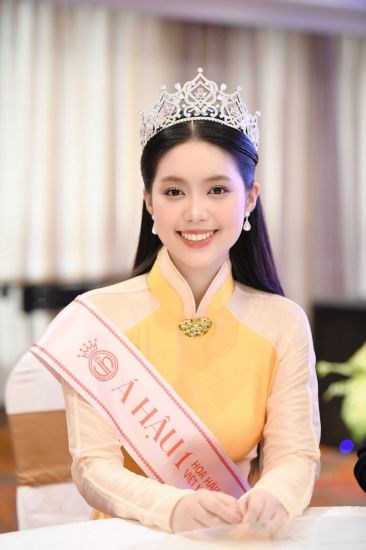 Á hậu Trần Ngọc Châu Anh: Tôi tự hào, may mắn vì sinh ra trong gia đình quân nhân