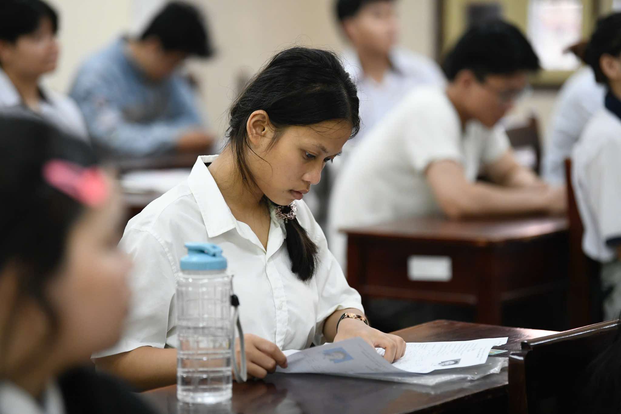 Dự báo điểm chuẩn đại học nhiều biến động, giảm so với năm trước. Ảnh: Hải Nguyễn