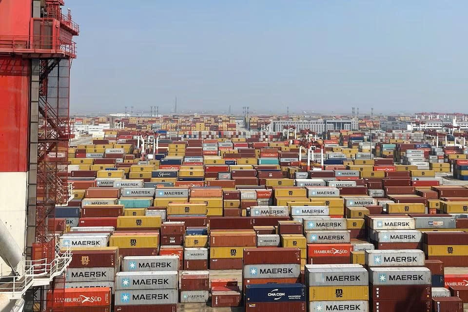 Tổng thống Trump sẽ gửi thông báo thuế quan đến hơn 150 quốc gia, tiến gần thỏa thuận với Ấn Độ và châu Âu