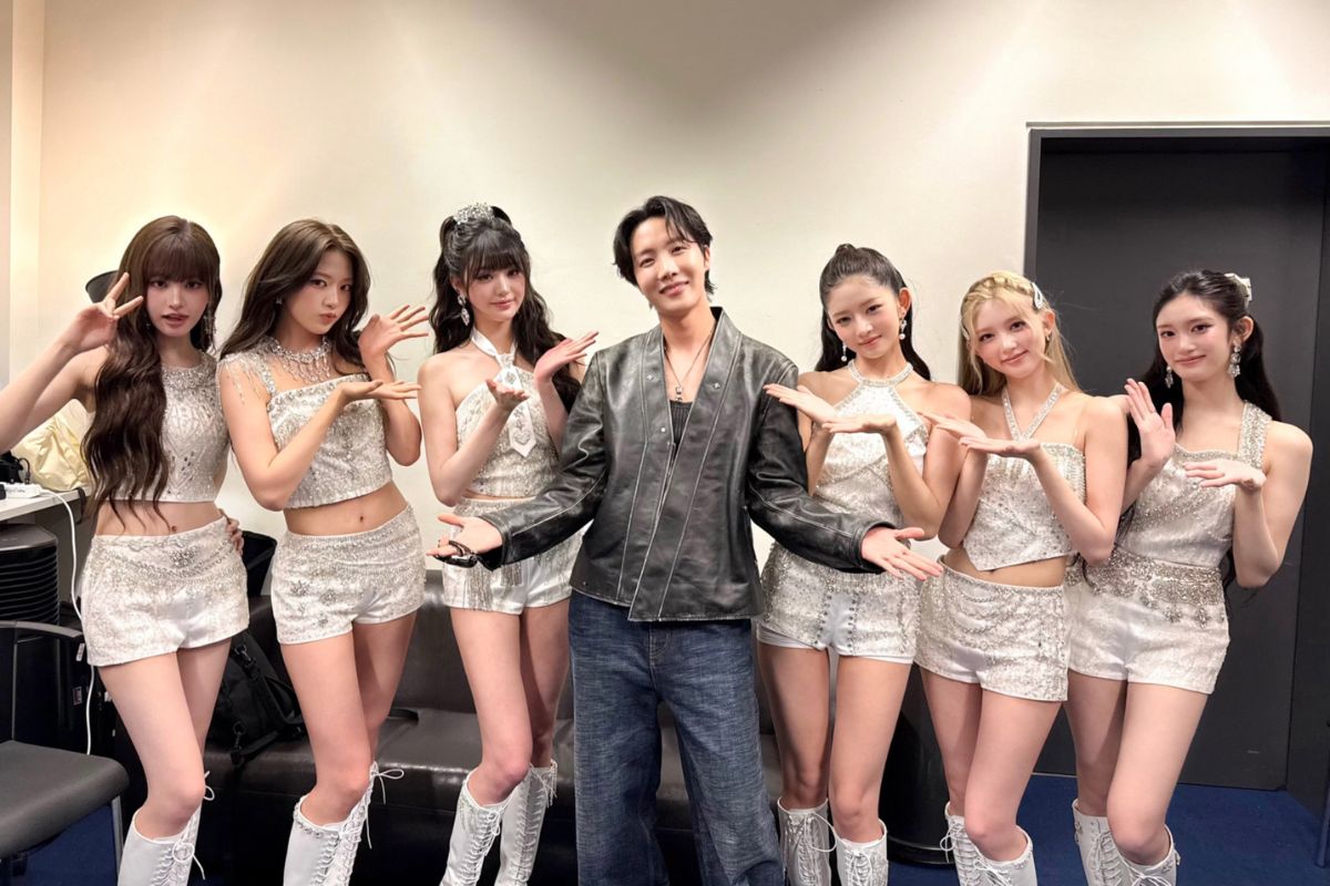 J-Hope cổ vũ IVE tại lễ hội âm nhạc