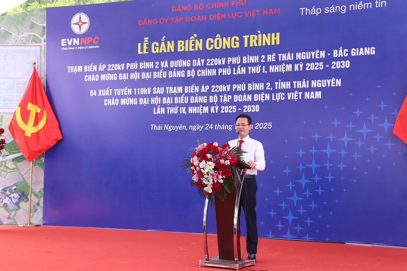 Ông Nguyễn Đức Thiện, Tổng Giám đốc EVNNPC phát biểu tại buỗi lễ