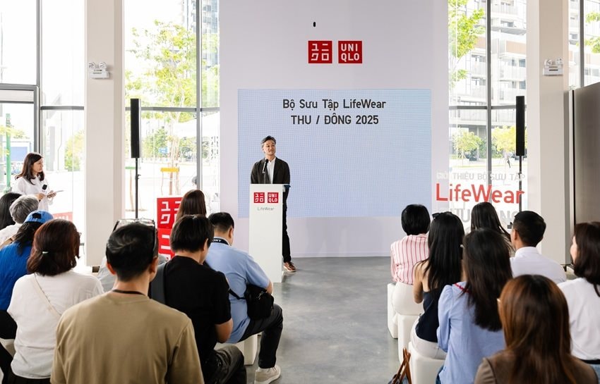 ong-akiyama-naoki-tong-giam-doc-uniqlo-viet-nam.jpg