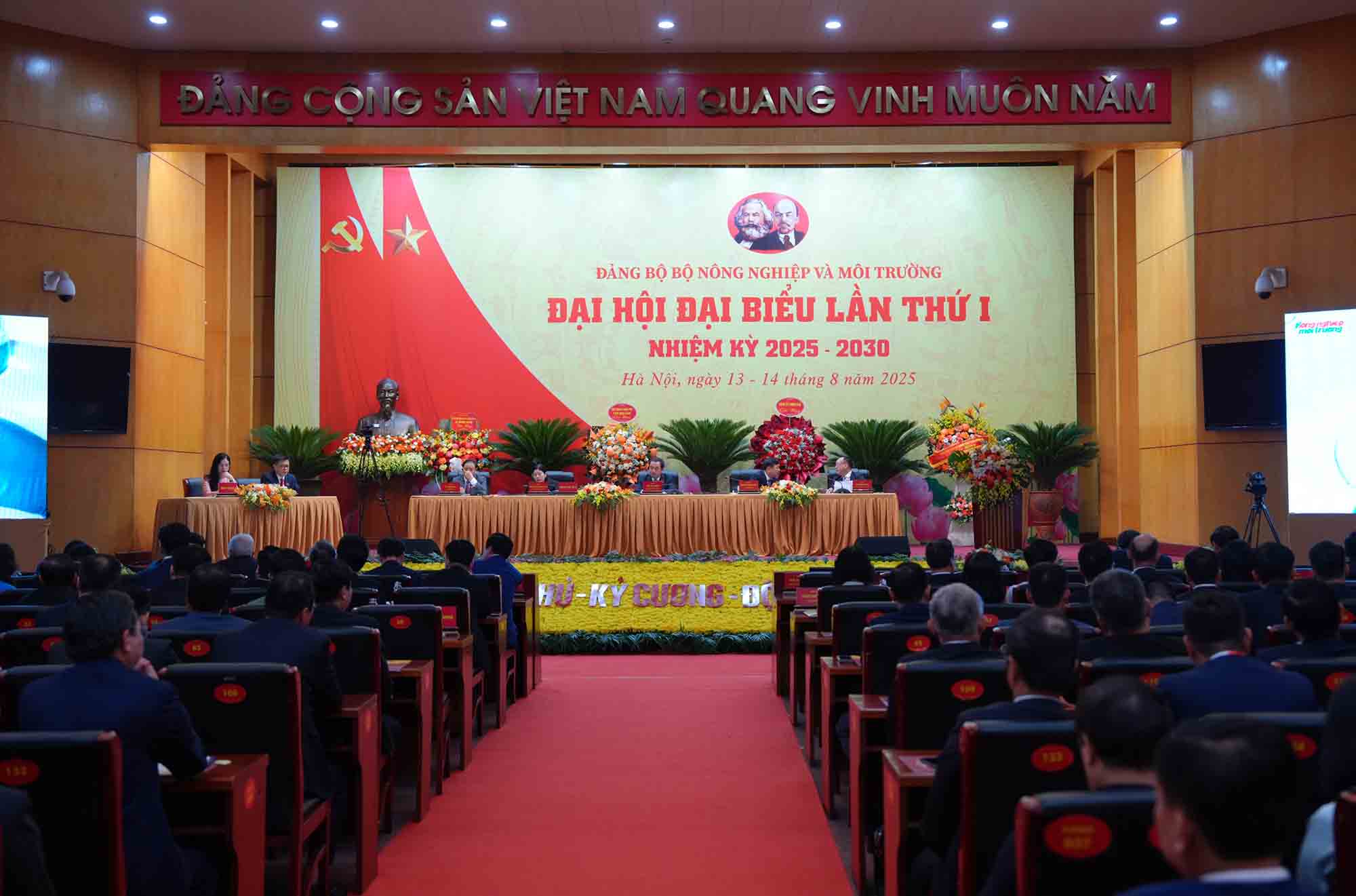 Đây là kỳ Đại hội lịch sử sau hợp nhất hai bộ, mở ra chặng đường mới cho ngành nông nghiệp và môi trường, thể hiện tầm nhìn chiến lược và khát vọng phát triển bền vững. Ảnh: Đinh Hiệp.
