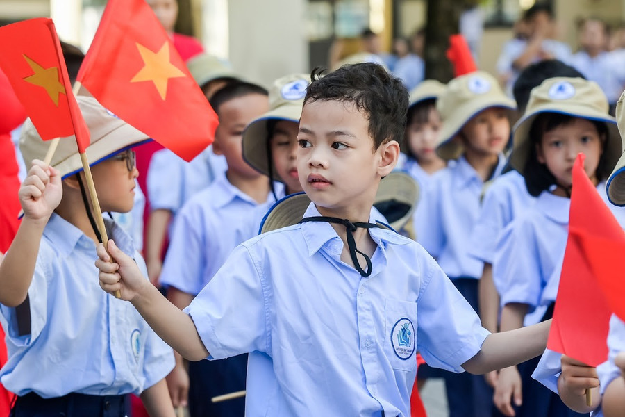 Ánh mắt trong veo, gương mặt rạng rỡ của những “tân binh” lớp 1. 4.jpg