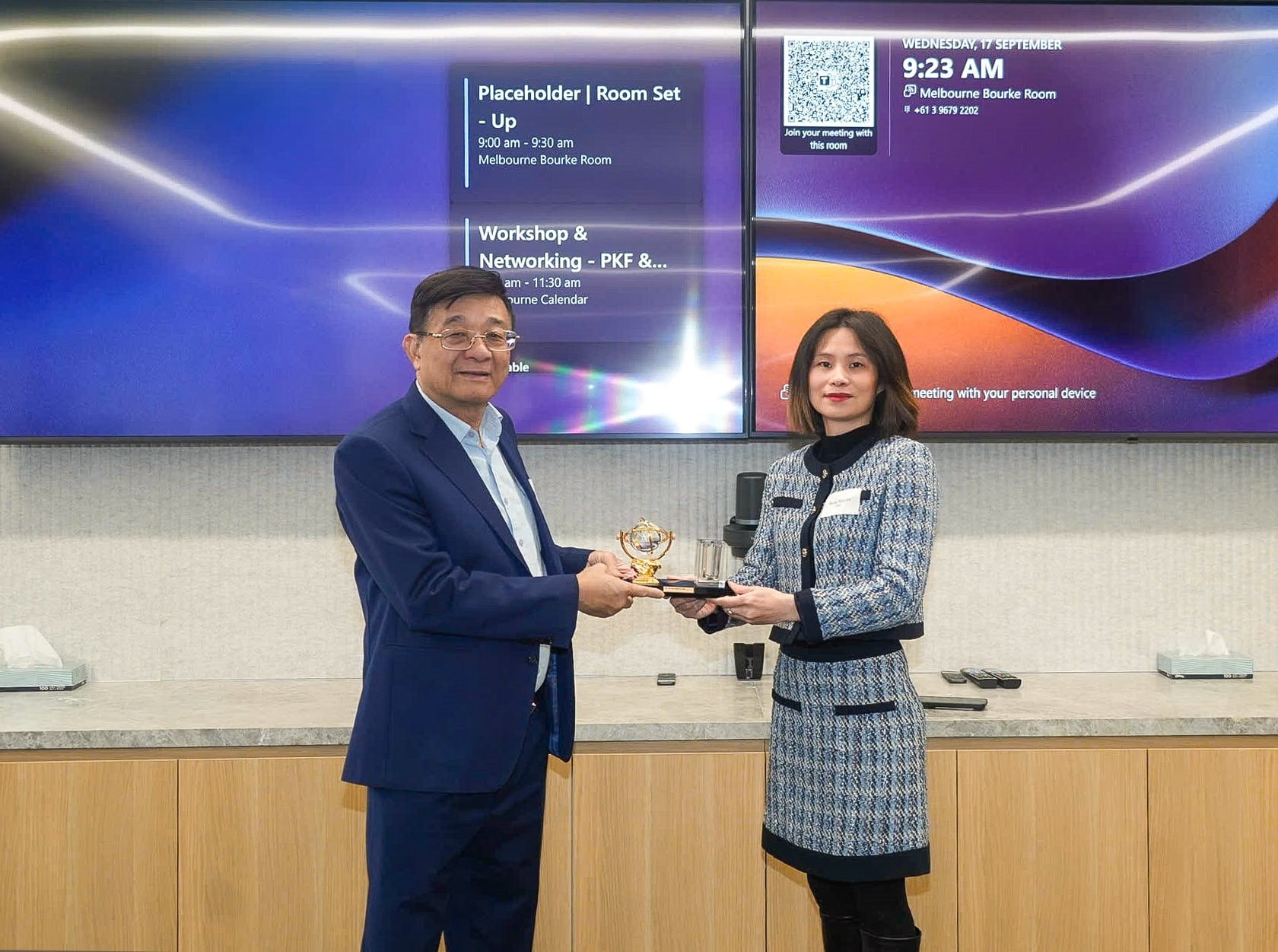 doan-cong-tac-vnba-thao-luan-ve-tai-chinh-xanh-va-kinh-nghiem-thuc-hanh-esg-tai-melbourne-australia_68ca7c032c823.jpg