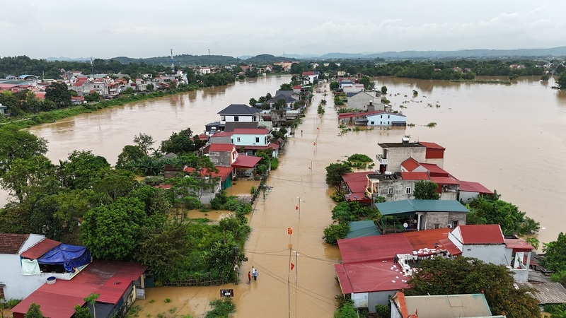 Xã Kim Tân (Thanh Hóa) ngập chìm trong biển nước sau khi bão số 5 đổ bộ. Ảnh: Quốc Huy