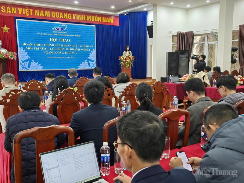 Toàn cảnh hội thảo