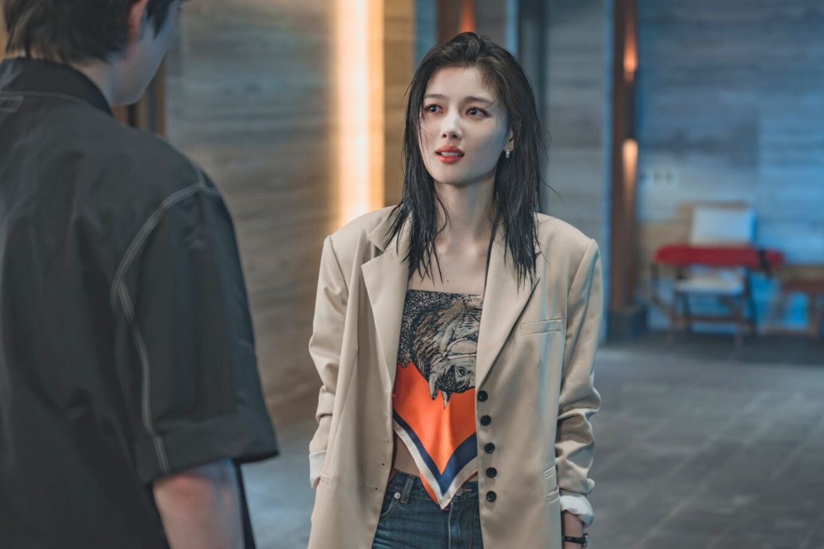 Kim Yoo Jung lột xác trong phim “Dear X“. Ảnh: Nhà sản xuất