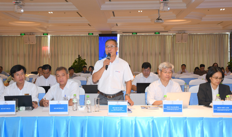 Ông Bùi Trung Kiên cam kết, EVNHCMC ưu tiên đảm bảo cung cấp điện an toàn, ổn định, liên tục cho các khách hàng lớn, khu công nghiệp và không ngừng nâng cao chất lượng dịch vụ khách hàng. Ảnh: Minh Khuê