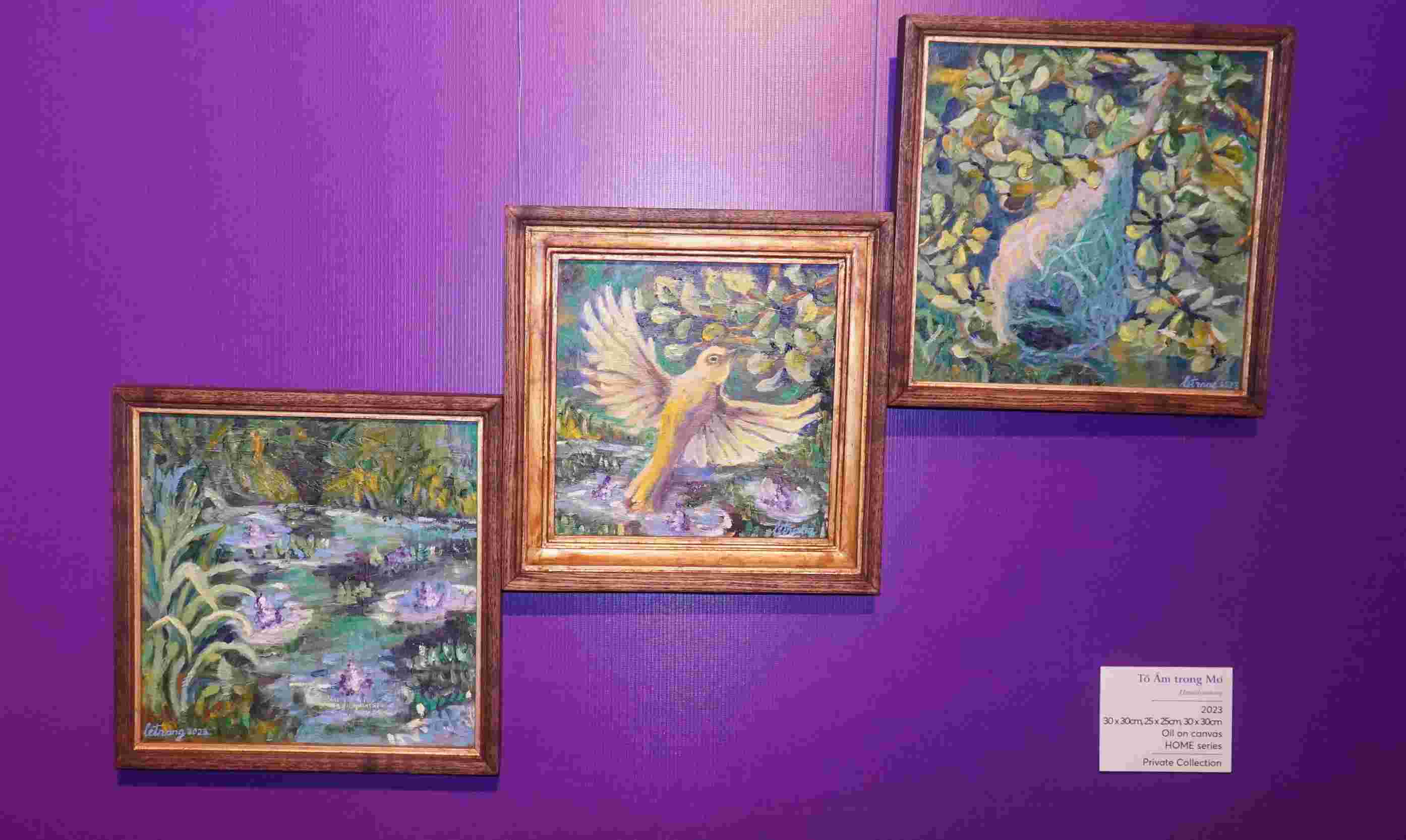 Tác phẩm “Tổ Ấm trong Mơ” của họa sĩ Lê Trang nhận được nhiều đánh giá tích cực từ giới phê bình. Ảnh: Minh Vũ.