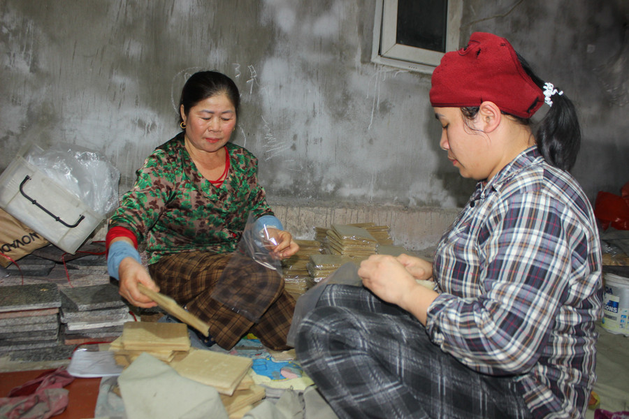 Bánh đa nem Hà Tĩnh vừa được Cục Sở hữu trí tuệ cấp Giấy chứng nhận đăng ký Nhãn hiệu chứng nhận, tạo nền tảng quan trọng cho việc mở rộng thị trường, phát triển bền vững. img-7055.jpg