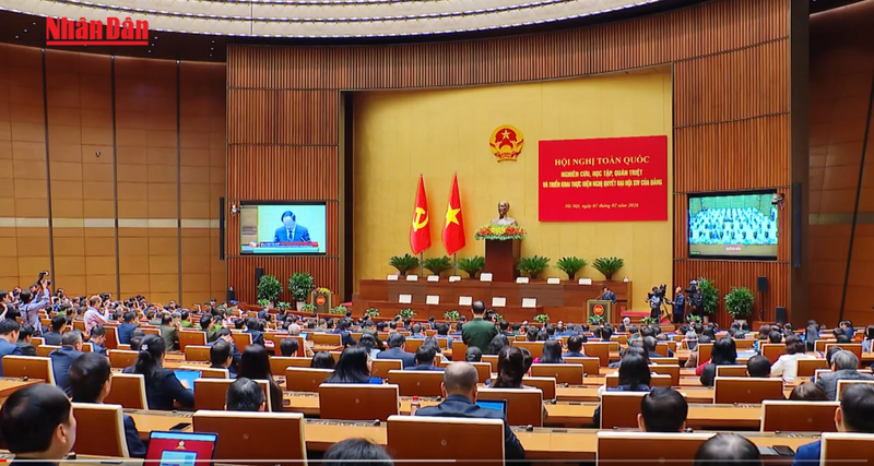 Hội nghị toàn quốc nghiên cứu, học tập, quán triệt và triển khai thực hiện Nghị quyết số 79-NQ/TW về phát triển kinh tế nhà nước; Nghị quyết số 80-NQ/TW về phát triển văn hóa Việt Nam tại điểm cầu Trung ương.