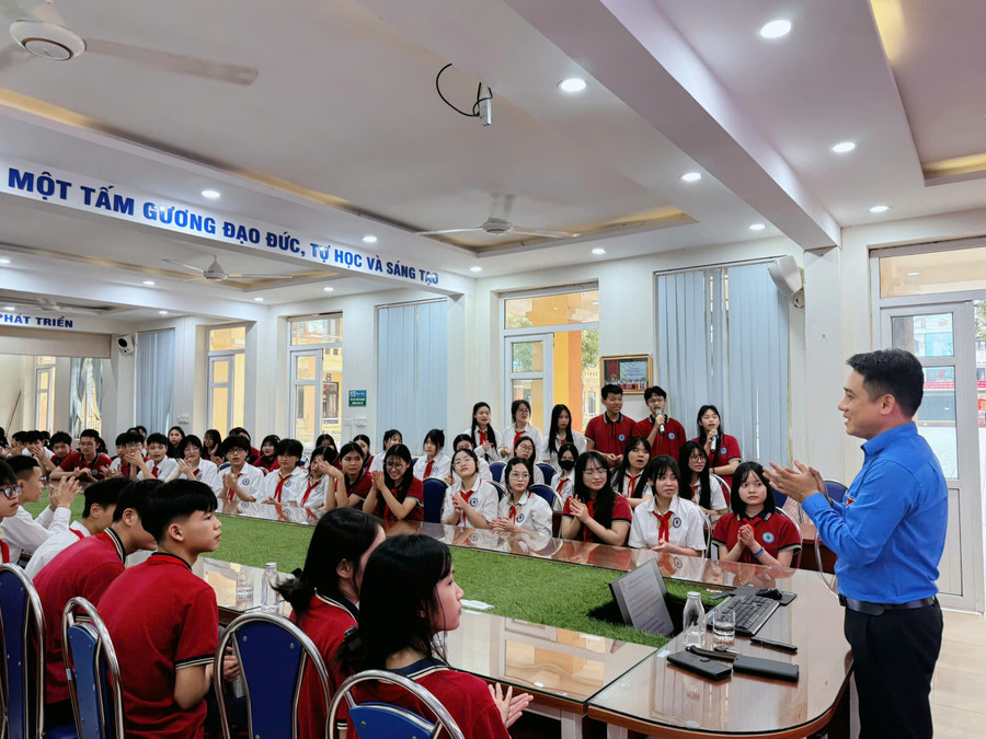 Những em xuất sắc được tham gia lớp cảm tình Đoàn. du-4.jpg