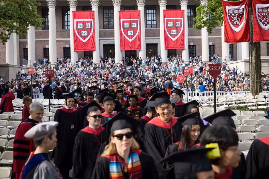 Đề xuất hạn chế điểm A gây tranh cãi tại Đại học Harvard.