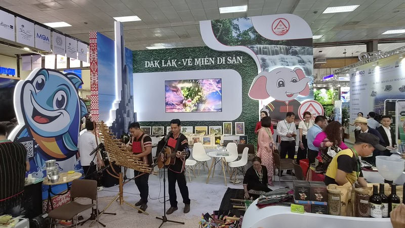 Gian trưng bày, xúc tiến, quảng bá sản phẩm du lịch, văn hóa của tỉnh Đắk Lắk.
