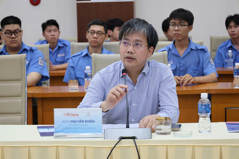 PGS.TS Mai Văn Khiêm, Giám đốc Trung tâm Dự báo Khí tượng Thủy văn Quốc gia.