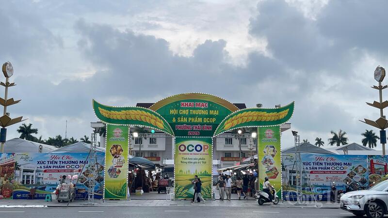 Hội chợ xúc tiến thương mại và sản phẩm OCOP phường Thái Bình năm 2026 khai mạc ngày 16/5.