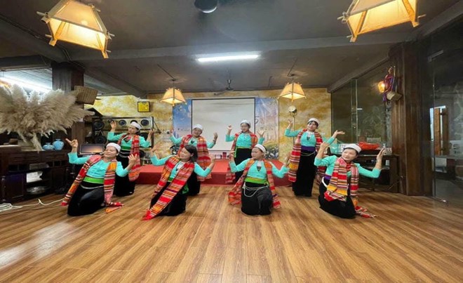 Phú Thọ khai thác nhân lực địa phương làm kinh tế du lịch