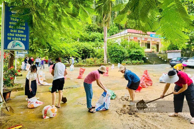Lào Cai dồn lực dọn sạt lở, khôi phục giao thông sau mưa lũ