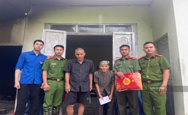 Những trưởng thôn trẻ đưa công nghệ về làng