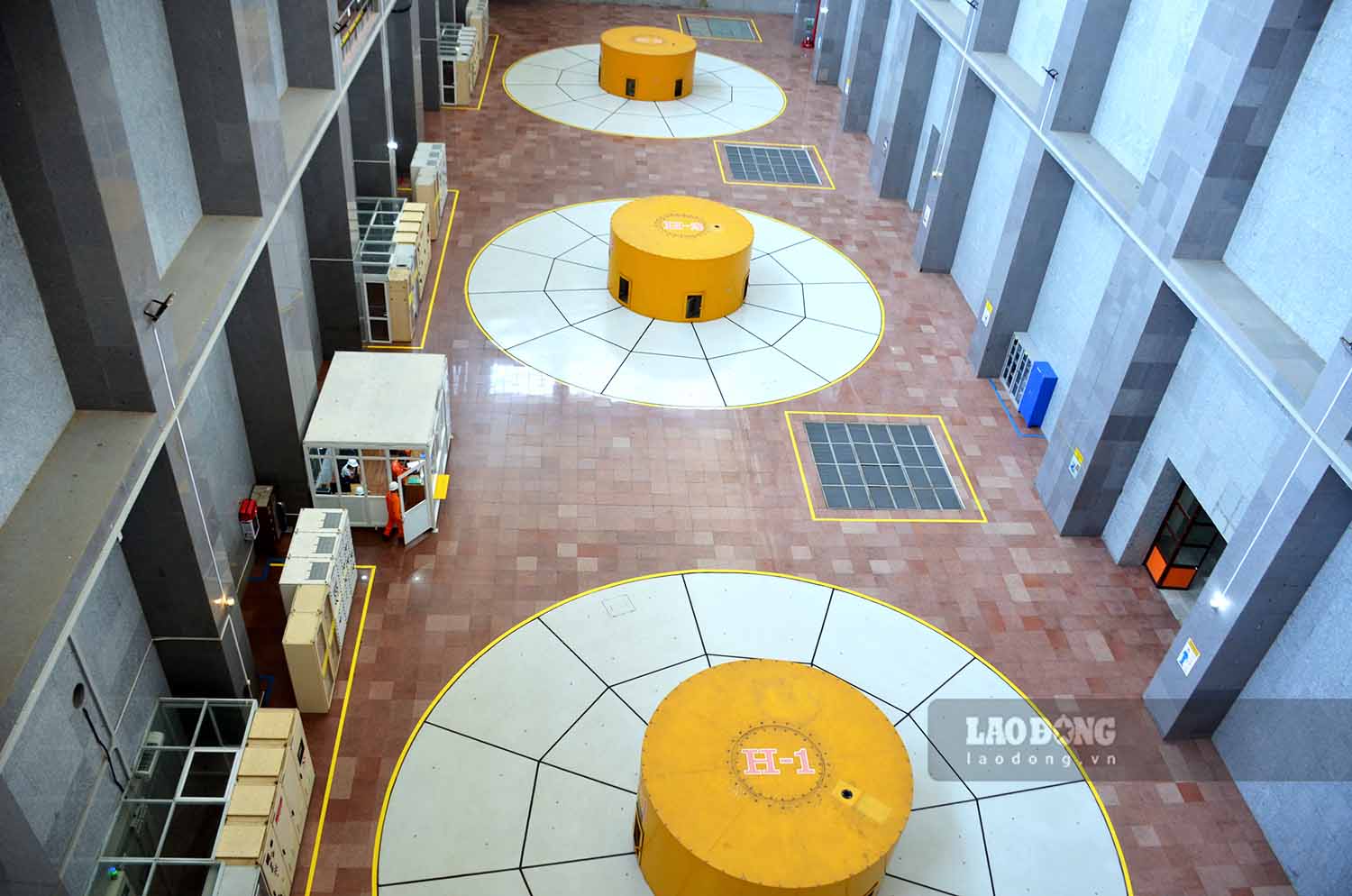 Thủy điện Tuyên Quang hiện đang vận hành với 3 tổ máy. Ảnh: Nguyễn Tùng.