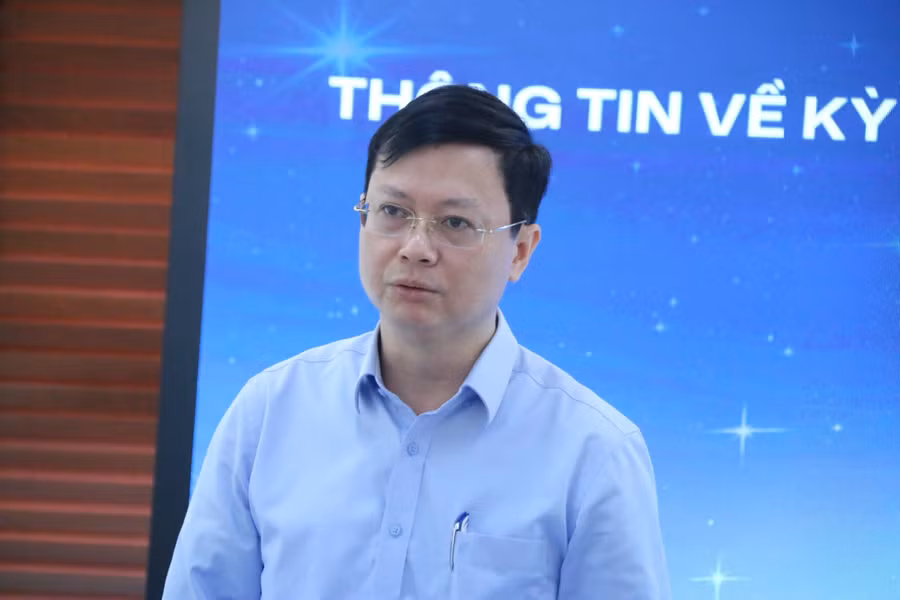 PGS.TS Nguyễn Văn Hiền chia sẻ một số thông tin về Kỳ thi IOAA năm 2026 tại Hà Nội. ha-noi.jpg