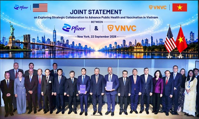 VNVC và Pfizer trao văn kiện hợp tác tại Mỹ, nâng cao năng lực phòng bệnh cho Việt Nam