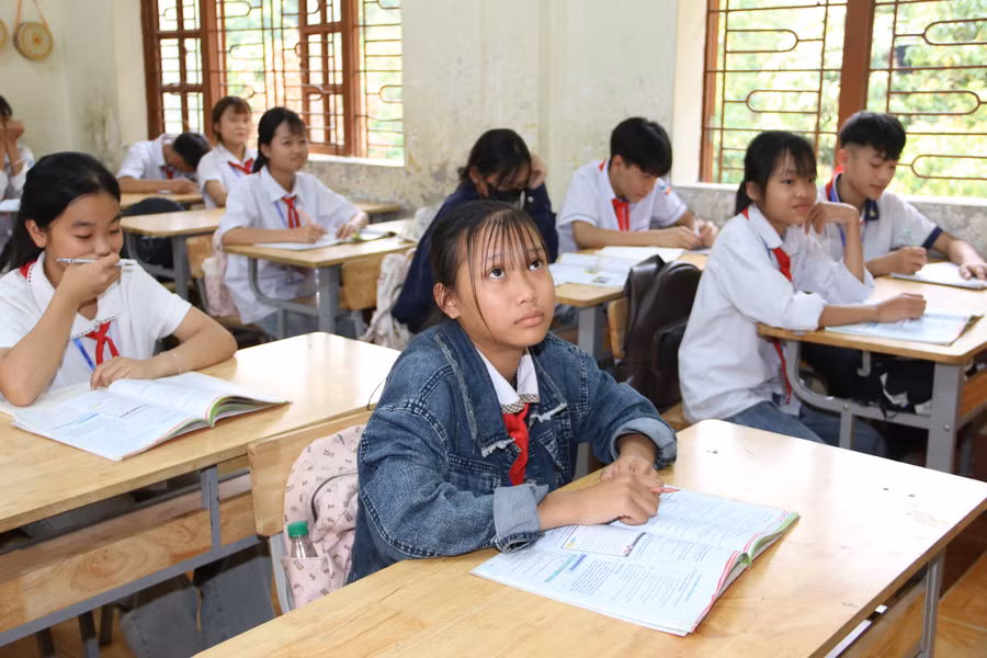 Tỉnh Sơn La triển khai chương trình dạy tiếng Anh cho học sinh vùng cao. img-1888.jpg