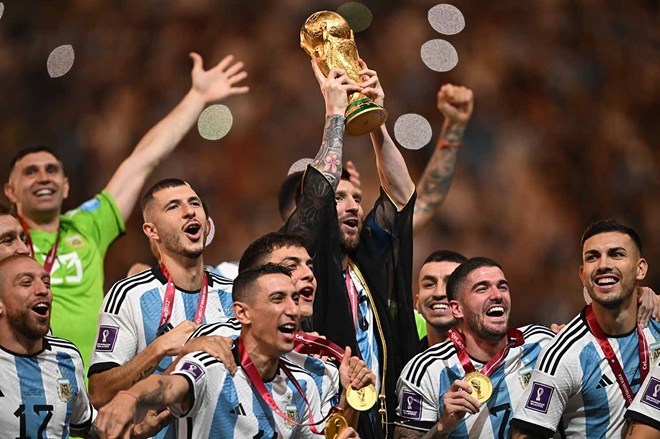 Messi cùng Argentina vô địch World Cup 2022.  Ảnh: AFP