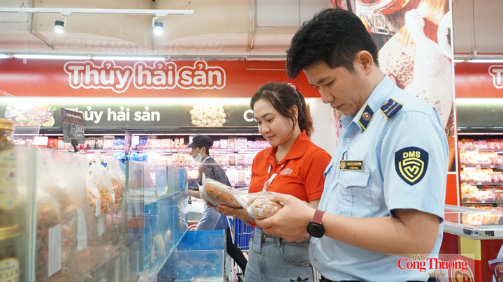 Lực lượng Quản lý thị trường Đà Nẵng sẽ triển khai cao điểm kiểm tra, kiểm soát thị trường Tết Dương lịch 2027.