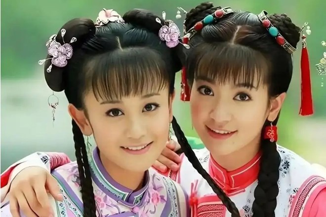 Diễn viên Tân Hoàn Châu cách cách tái hợp, Triệu Vy và Lâm Tâm Như được gọi tên
