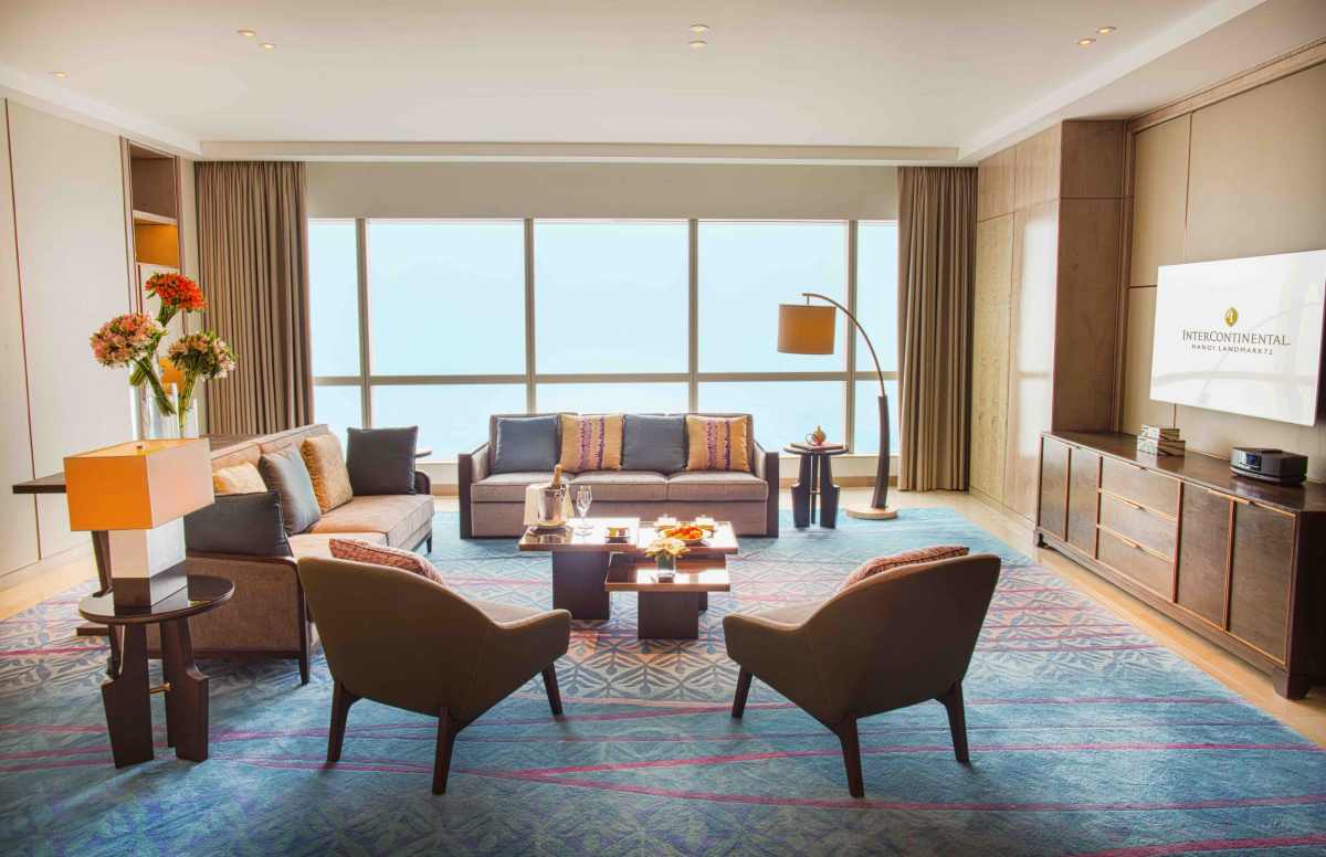 Không gian phòng President Suite của khách sạn InterContinental Hanoi Landmark72. Ảnh: InterContinental Hanoi Landmark72