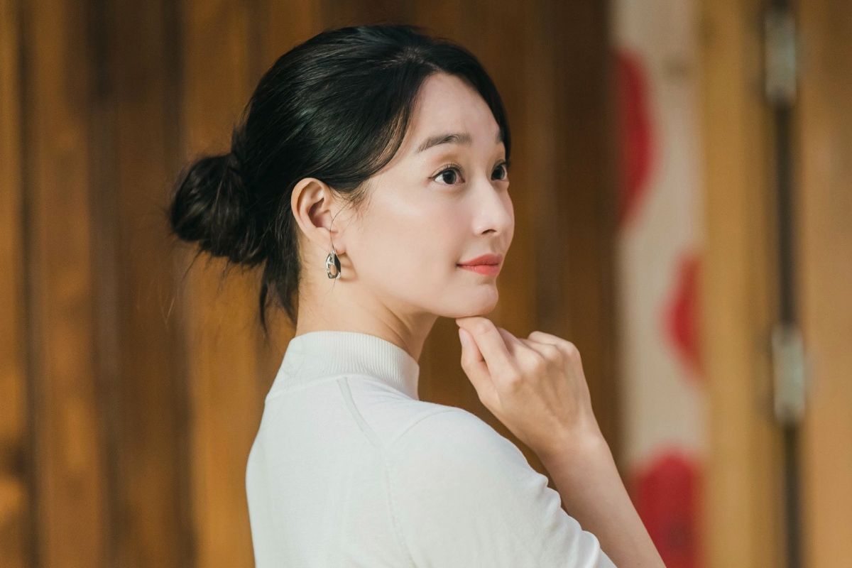 Shin Min Ah sắp tái xuất với bộ phim “Hoàng hậu tái hôn“. Ảnh: Netflix