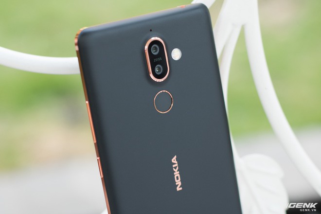 Trên tay Nokia 7 Plus tại VN: Snapdragon 660, Android One mượt mà, camera kép Zeiss, giá khoảng 9-10 triệu đồng - Ảnh 9.